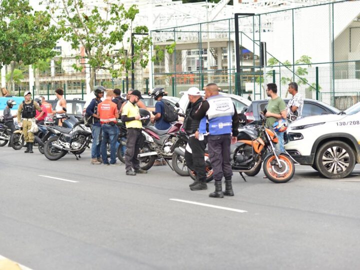 Nittrans ultrapassa 10 mil motociclistas abordados em ações contra motos barulhentas em 2026