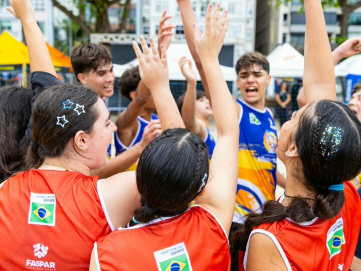 Esporte esquenta fim de semana chuvoso na Praia de Icaraí com três dias de competições e integração