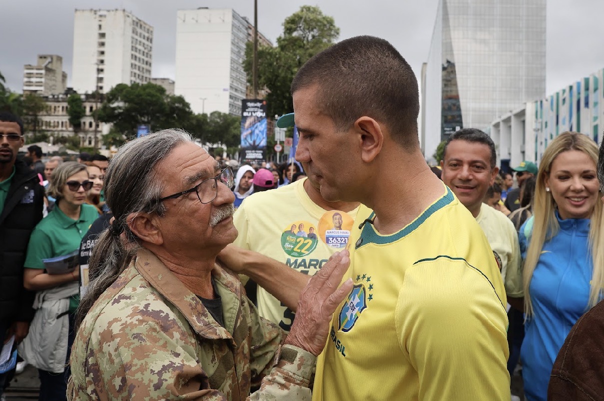 No Dia da Independência, Douglas Ruas propõe ampliar modelo cívico-militar nas escolas, com foco na disciplina e respeito aos professores