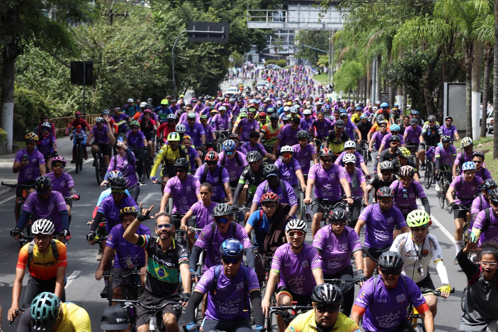 Niterói reúne cerca de 5 mil pessoas em nova edição do Niterói Bike Fest no Caminho Niemeyer