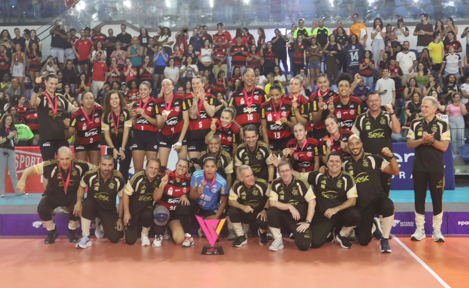 SESC-RJ Flamengo vence Dentil Praia Clube de virada e conquista Copa Supervôlei Feminino na Arena Niterói