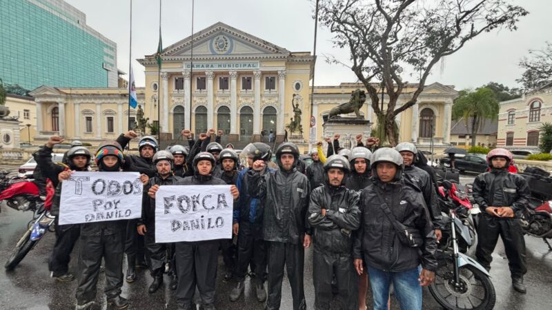 Motoboys fazem ato por Danilo e pedem apuração rigorosa sobre abordagem policial