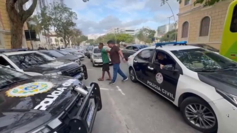 POLÍCIA CIVIL PRENDE FORAGIDO ACUSADO DE ROUBO E EXTORSÃO NA RODOVIÁRIA DE NITERÓI