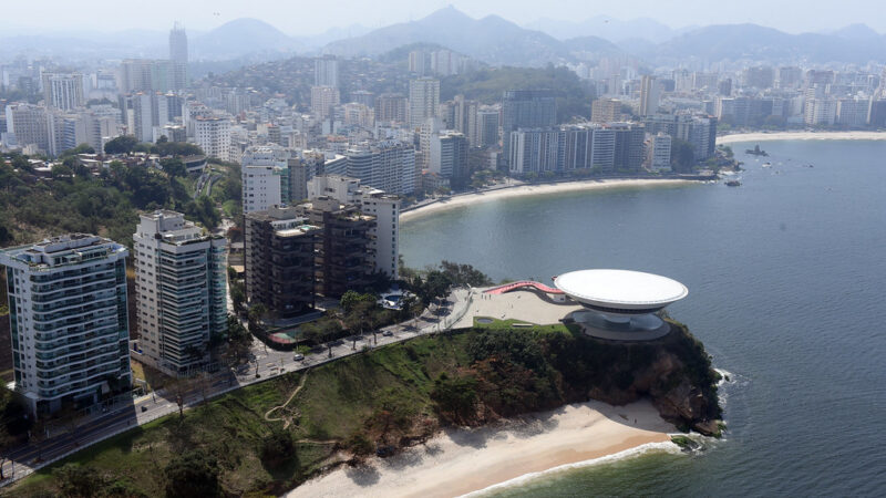 Niterói amplia cooperação internacional em direitos culturais durante encontro da Mercocidades na Argentina