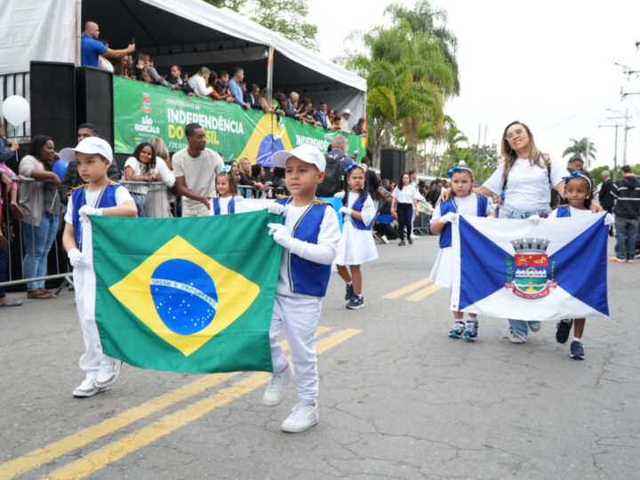 São Gonçalo promove tradicional desfile cívico em Santa Izabel