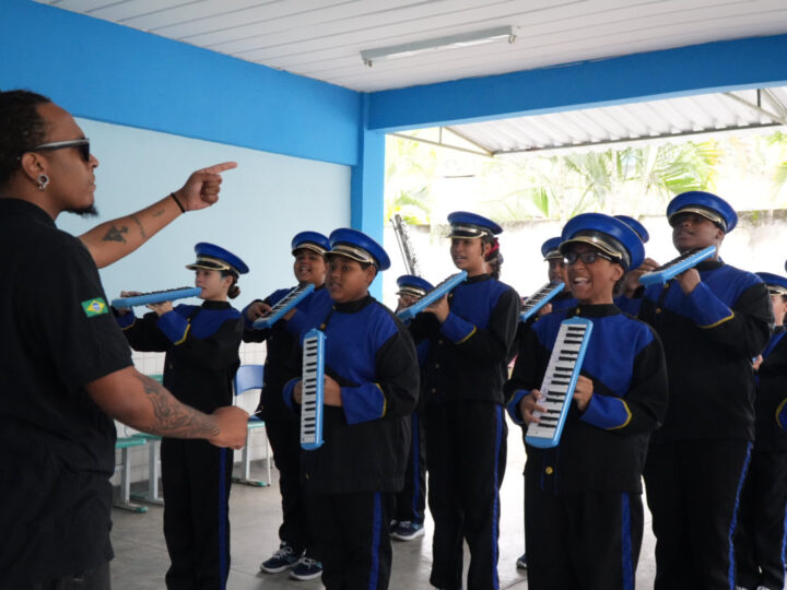 Banda da rede municipal de São Gonçalo ensaia para desfile cívico-militar de 22 de setembro