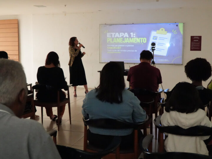 São Gonçalo reúne empreendedores em palestra sobre vendas por transmissões ao vivo