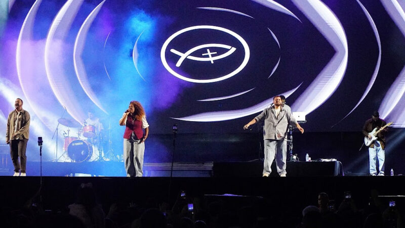 Noite de oração e música no primeiro dia do São Gonçalo Fest 2026