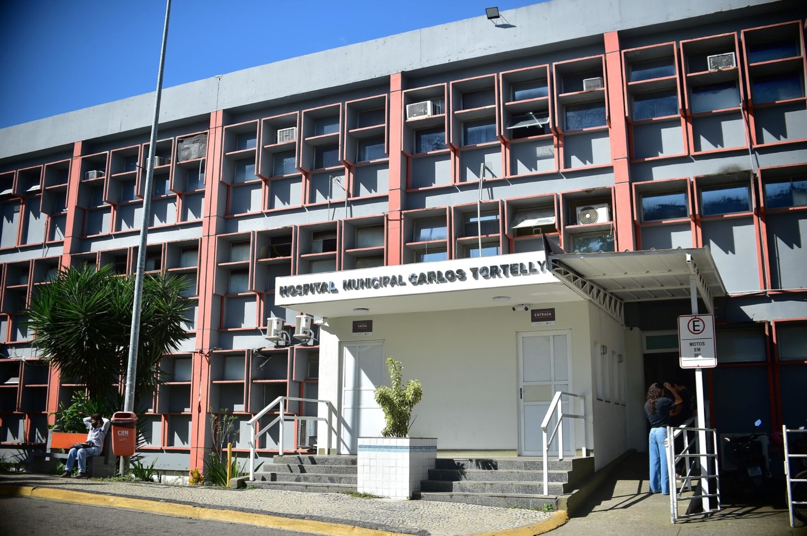 Hospital Municipal Carlos Tortelly, em Niterói, amplia capacidade assistencial após investimentos