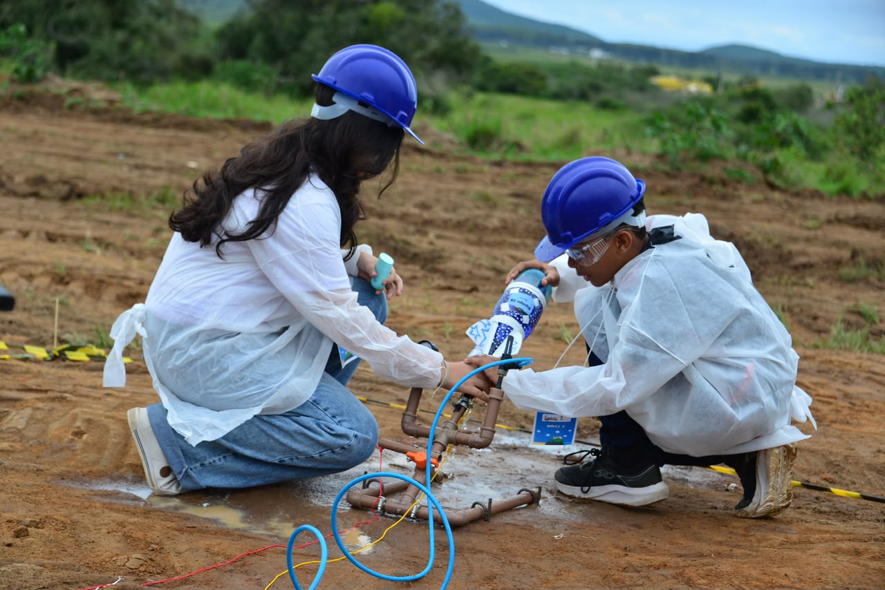 Alunos do Espaço AMES participam da Olimpíada da Região dos Lagos de Foguetes, em Búzios