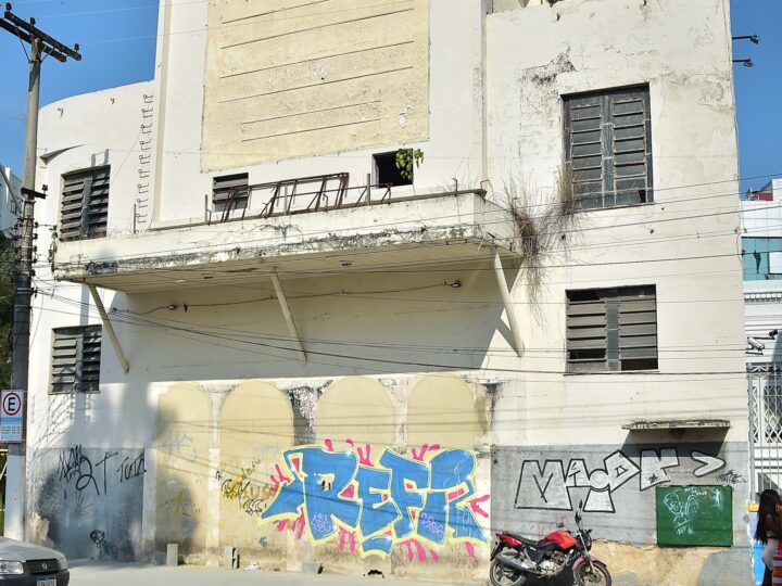 Teatro Leopoldo Fróes será restaurado e reaberto no Centro de Niterói