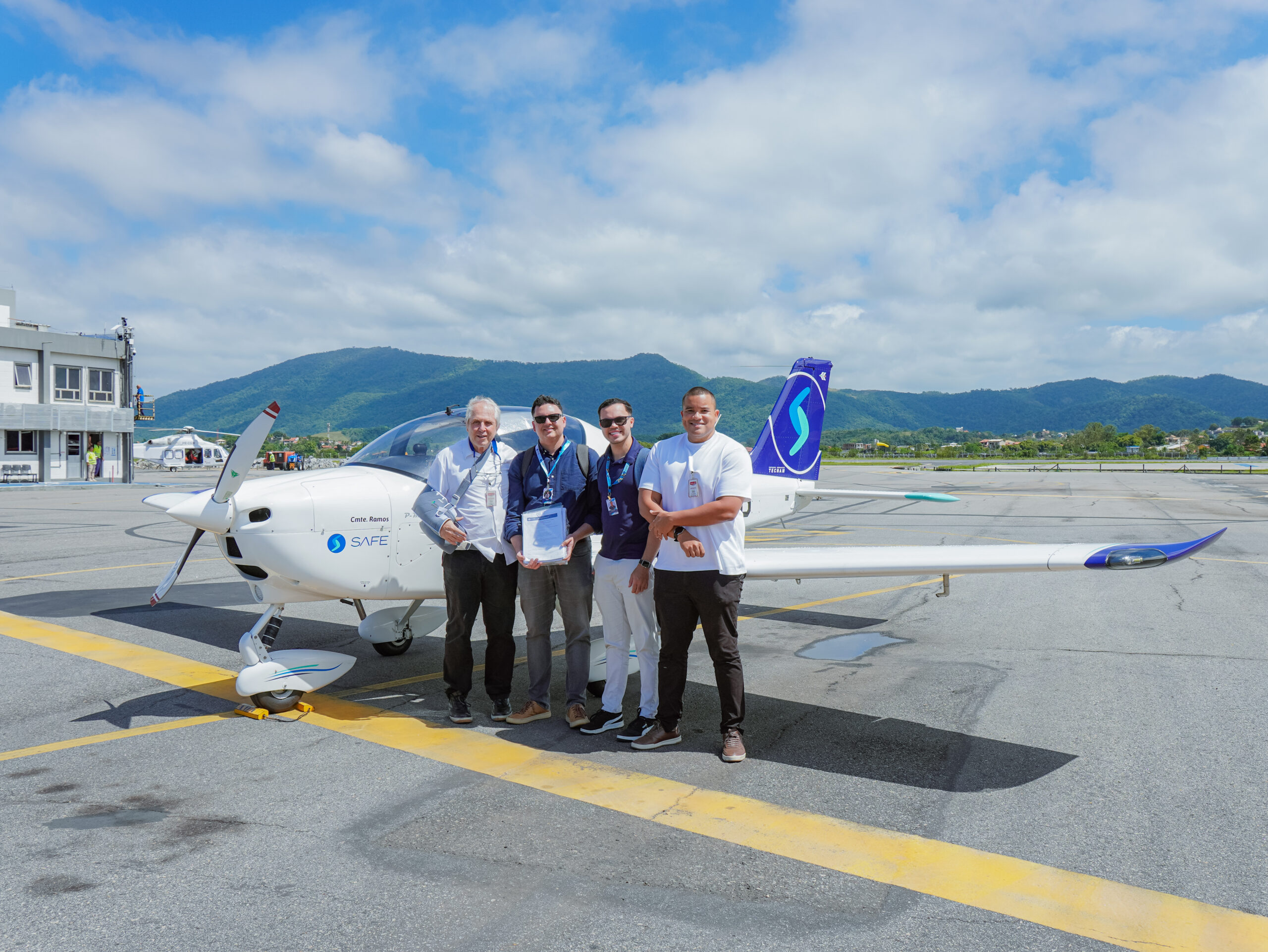 Maricá avança na formação gratuita de pilotos e mecânicos de aeronaves