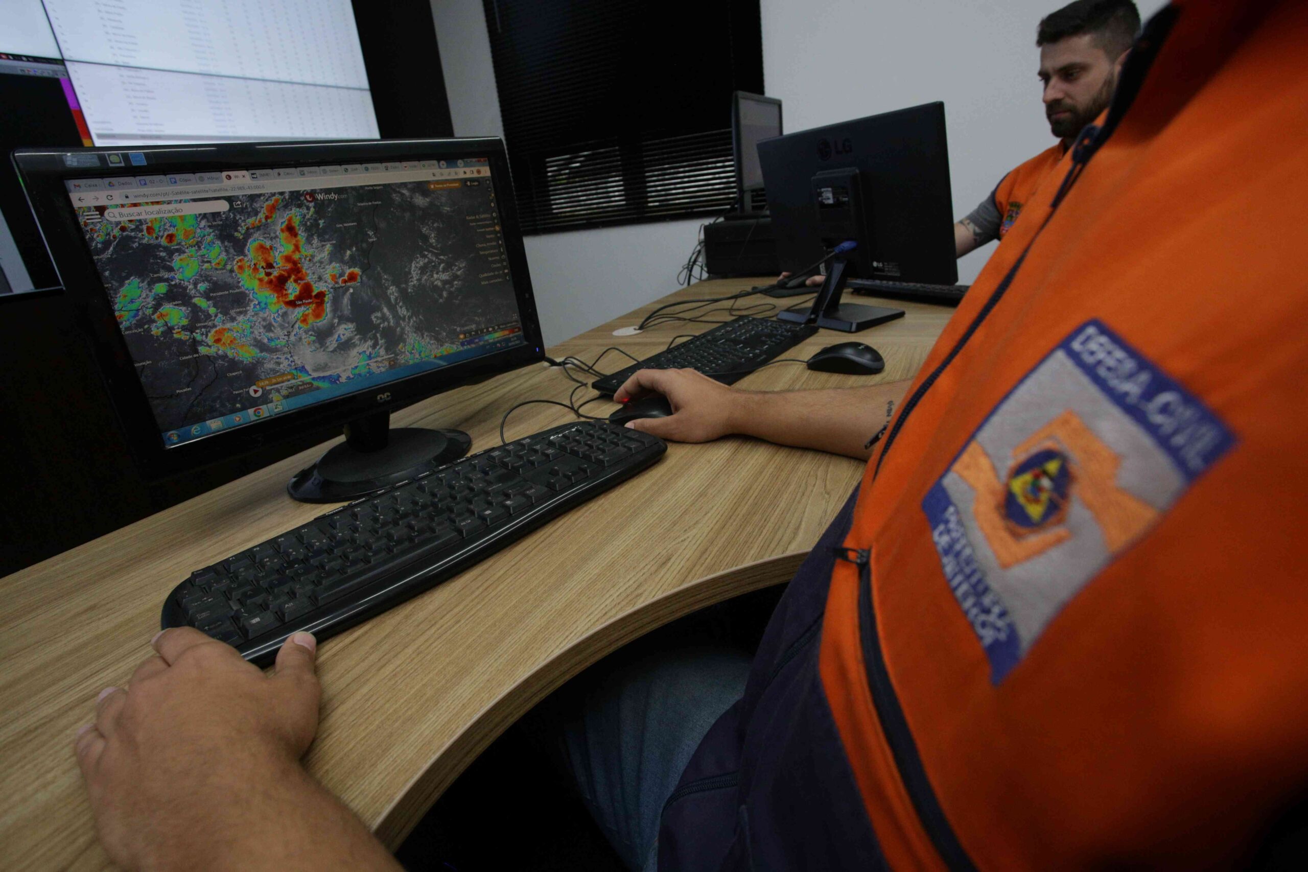 Niterói segue em estágio de atenção para as chuvas nesta sexta-feira (16)