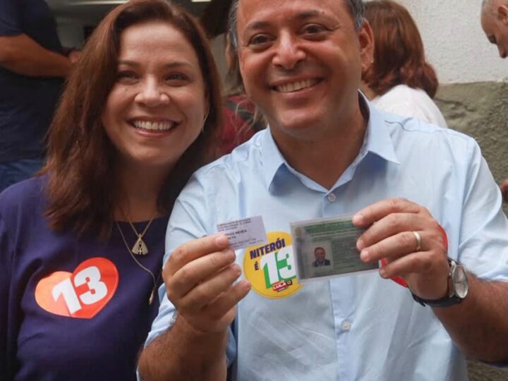 ELEIÇÕES 2026: Rodrigo Neves e Fernanda Neves votam pela manhã em Niterói