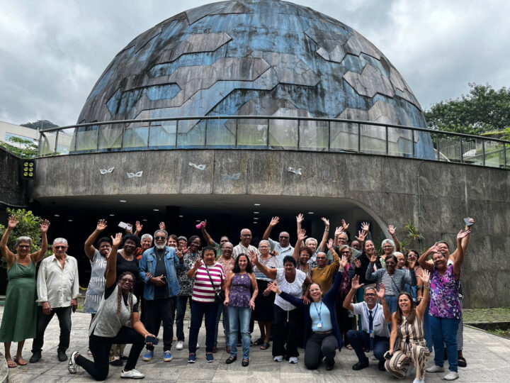 Funasg promove passeio ao Planetário do Rio a servidores aposentados