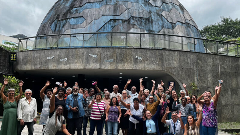 Funasg promove passeio ao Planetário do Rio a servidores aposentados